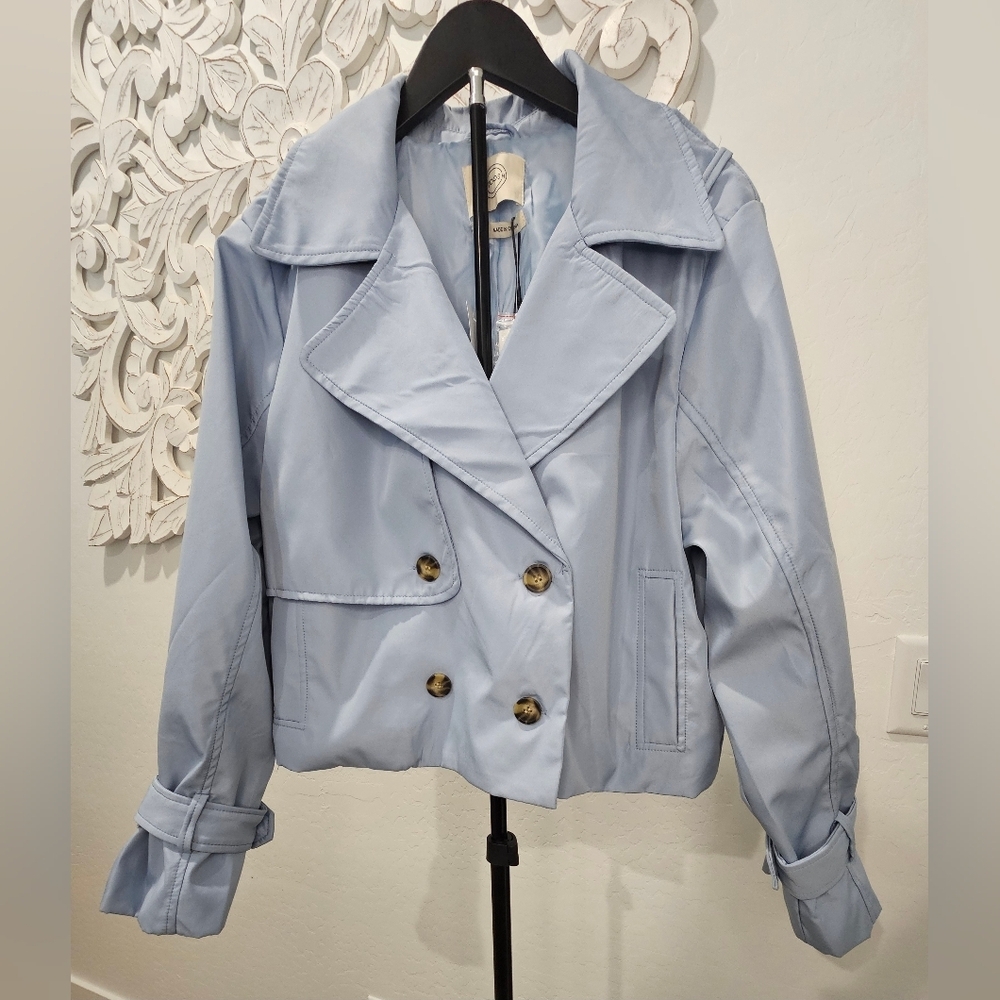 Sky Blue Women's Cropped Trench Coat/Jacket Water Resistant Sz Large NWT